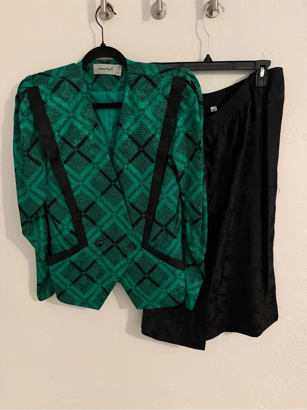 Vintage Green Patterned Blazer with Black Skirt - 100% silkWoman's Two-Piece Set